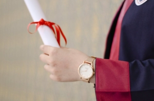 How to Choose a Fake Diploma Provider: Everything You Need to Know How to Choose a Fake Diploma Provider: Everything You Need to Know
